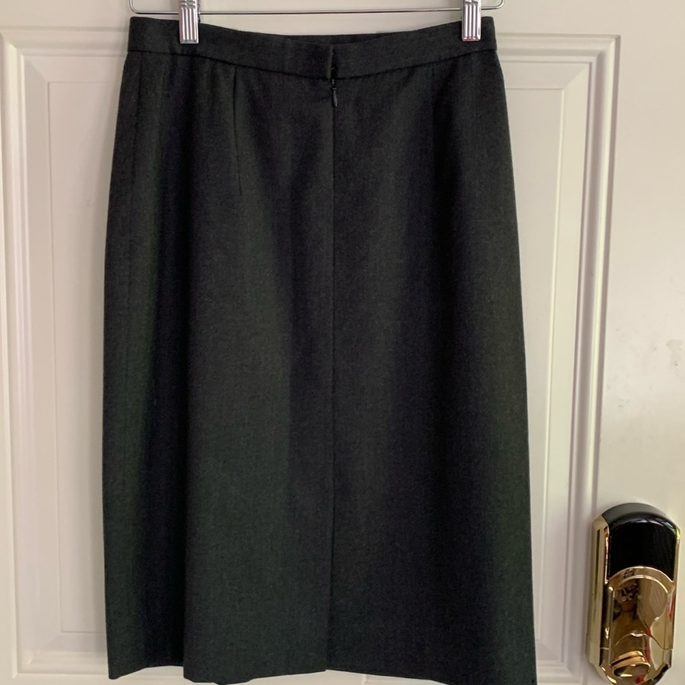 Vintage Burberry Gray Wool Pencil Skirt Sz 6 - Picture 3 of 8